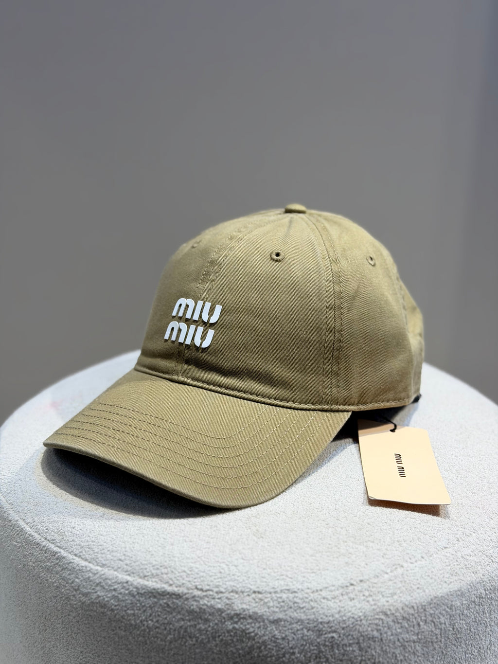 Boné Cáqui - MIUMIU