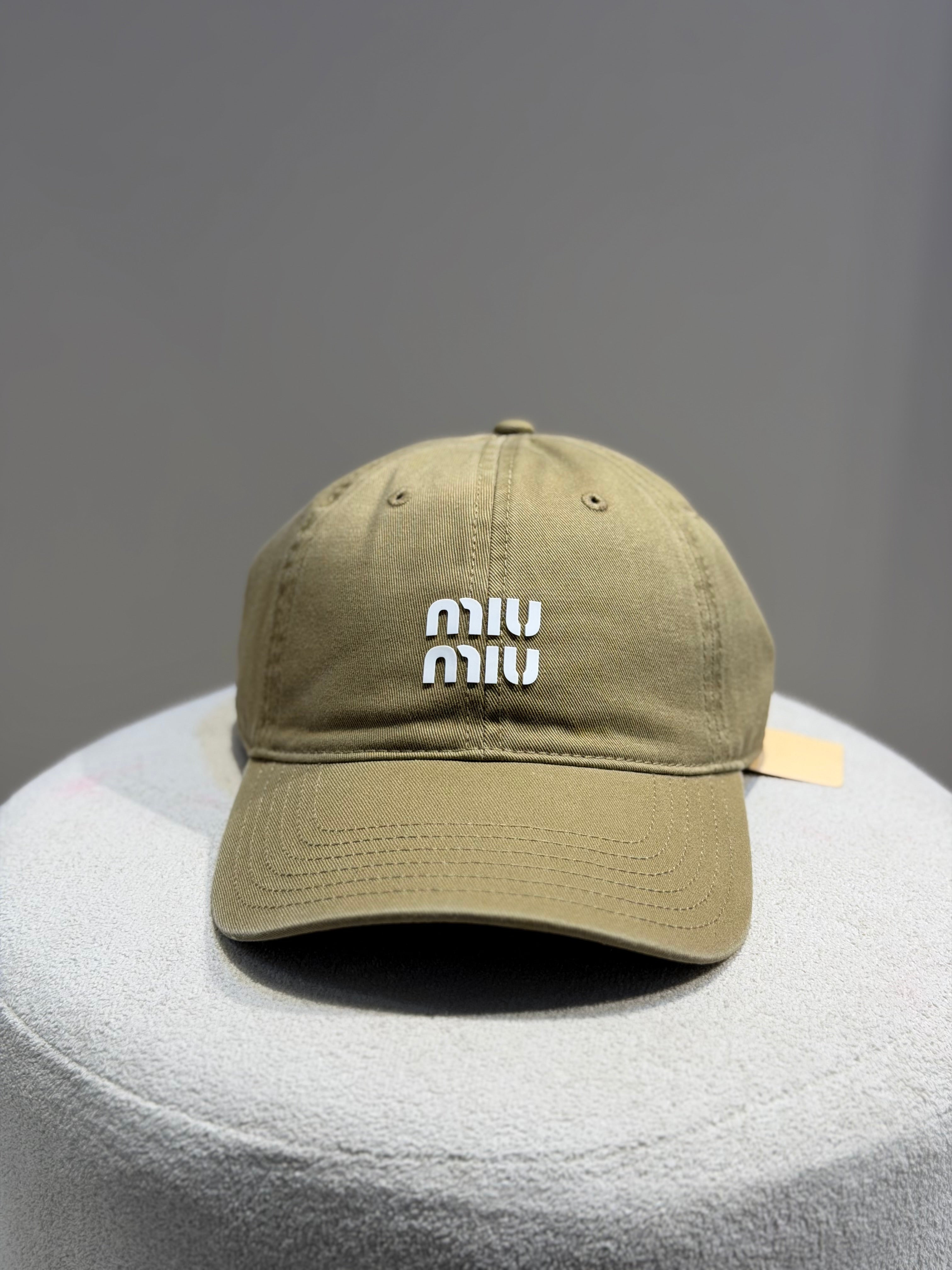 Boné Cáqui - MIUMIU