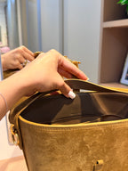 Bolsa de mão ou Transversal Bucket LE 37 Pequena - YSL