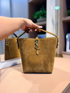 Bolsa de mão ou Transversal Bucket LE 37 Pequena - YSL