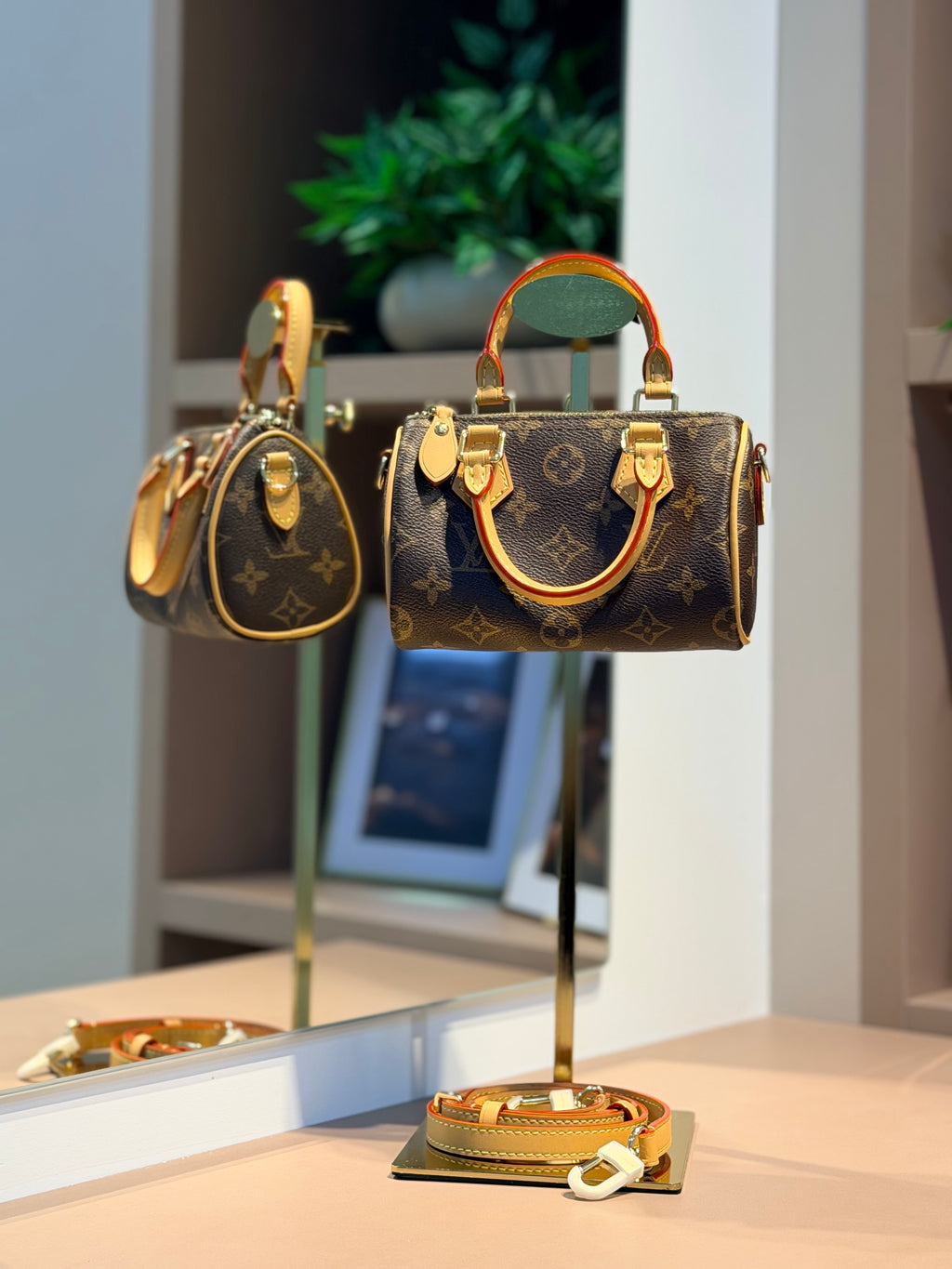 Bolsa de mão ou Transversal Speedy Nano - LOUIS VUITTON