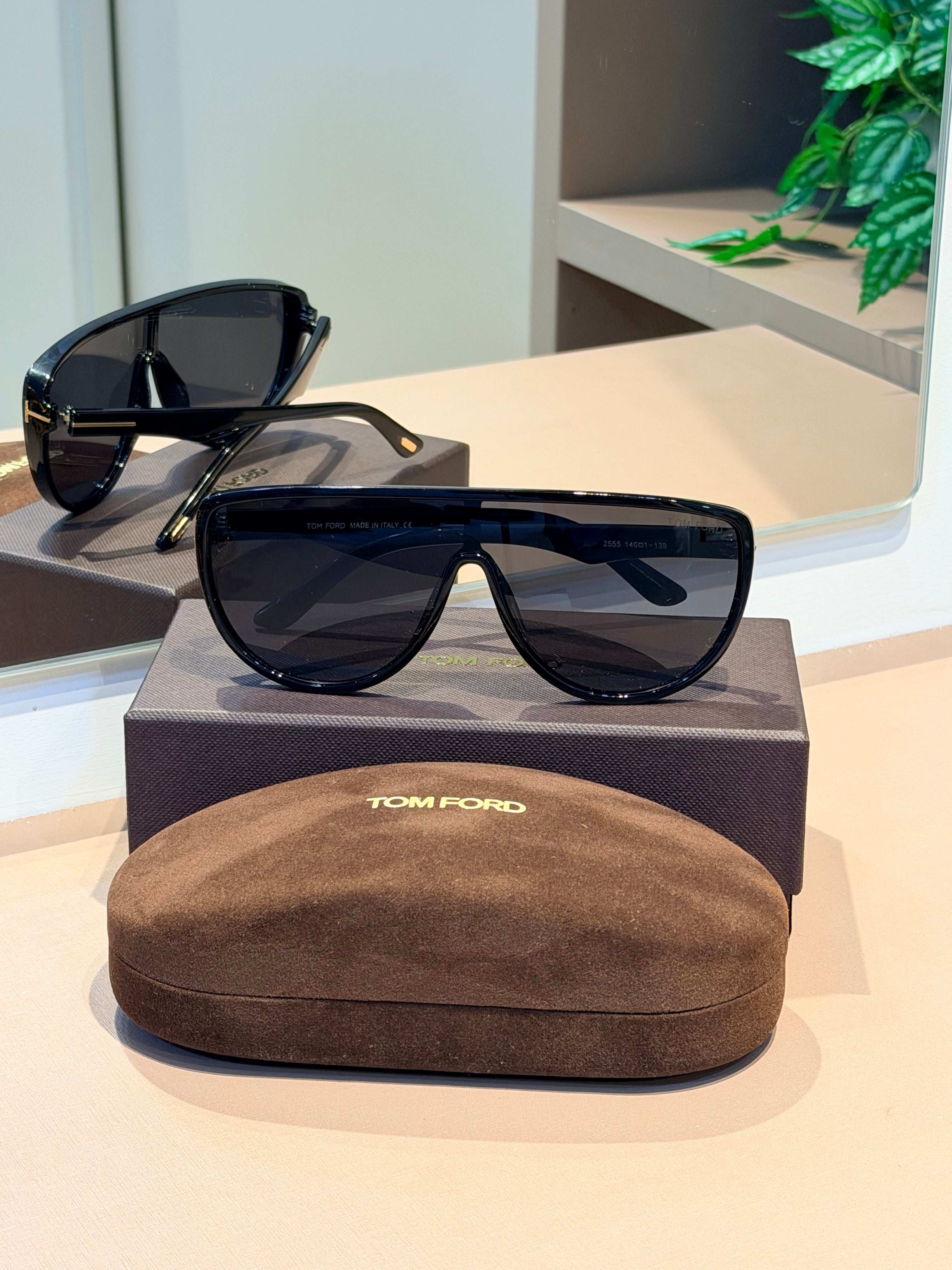 Óculos Achilles Preto - TOM FORD
