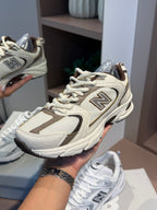 Tênis 530 Off e Marrom - NEW BALANCE