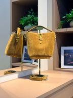 Bolsa de mão ou Transversal Bucket LE 37 Pequena - YSL