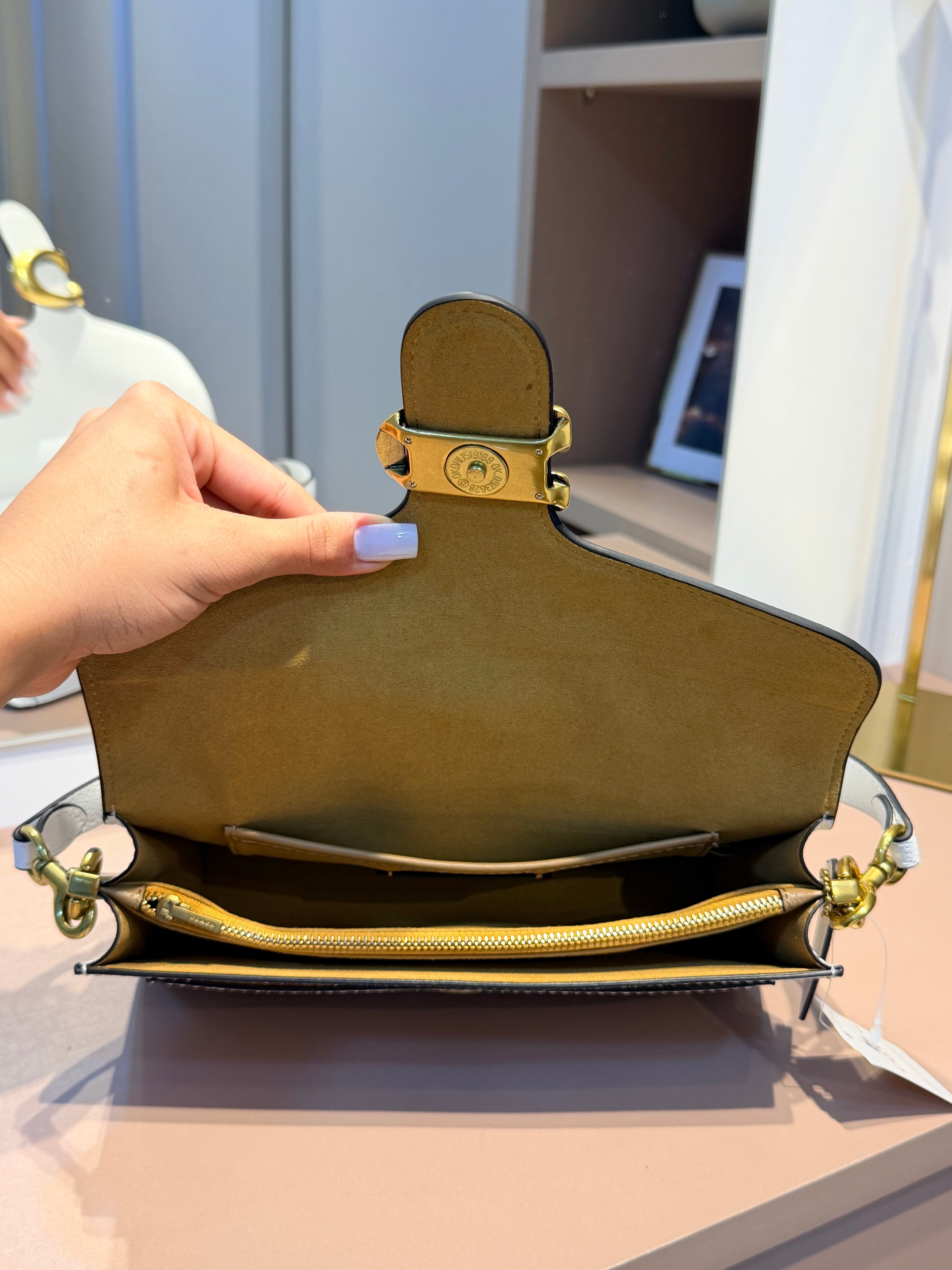 Bolsa de Ombro ou Transversal Tabby 26 - COACH