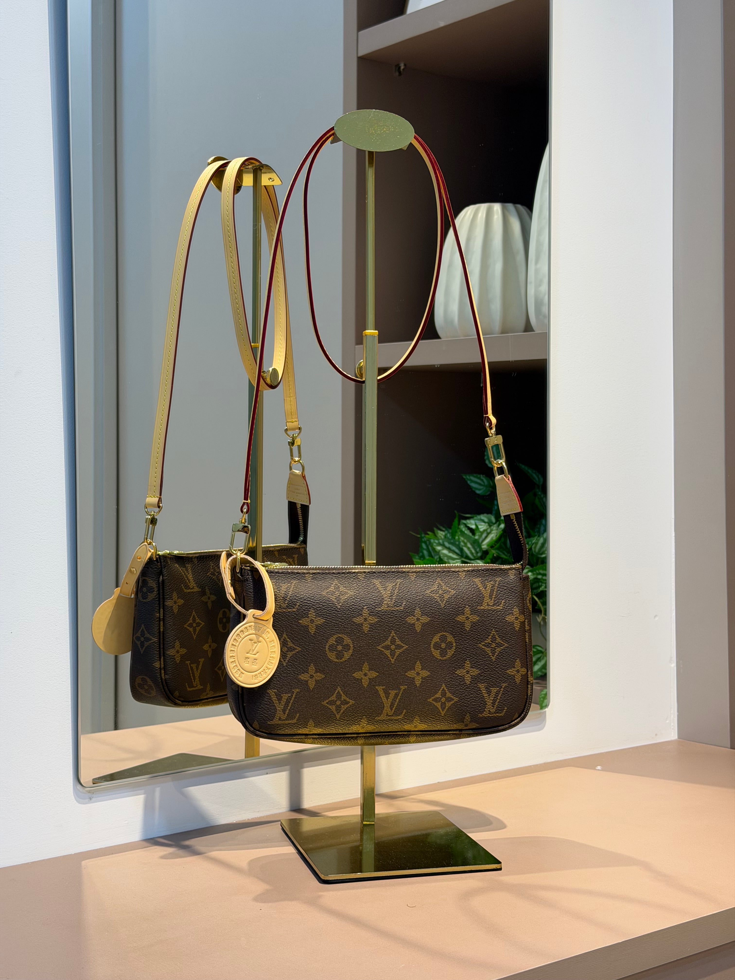 Bolsa de ombro ou transversal Pochette - LOUIS VUITTON