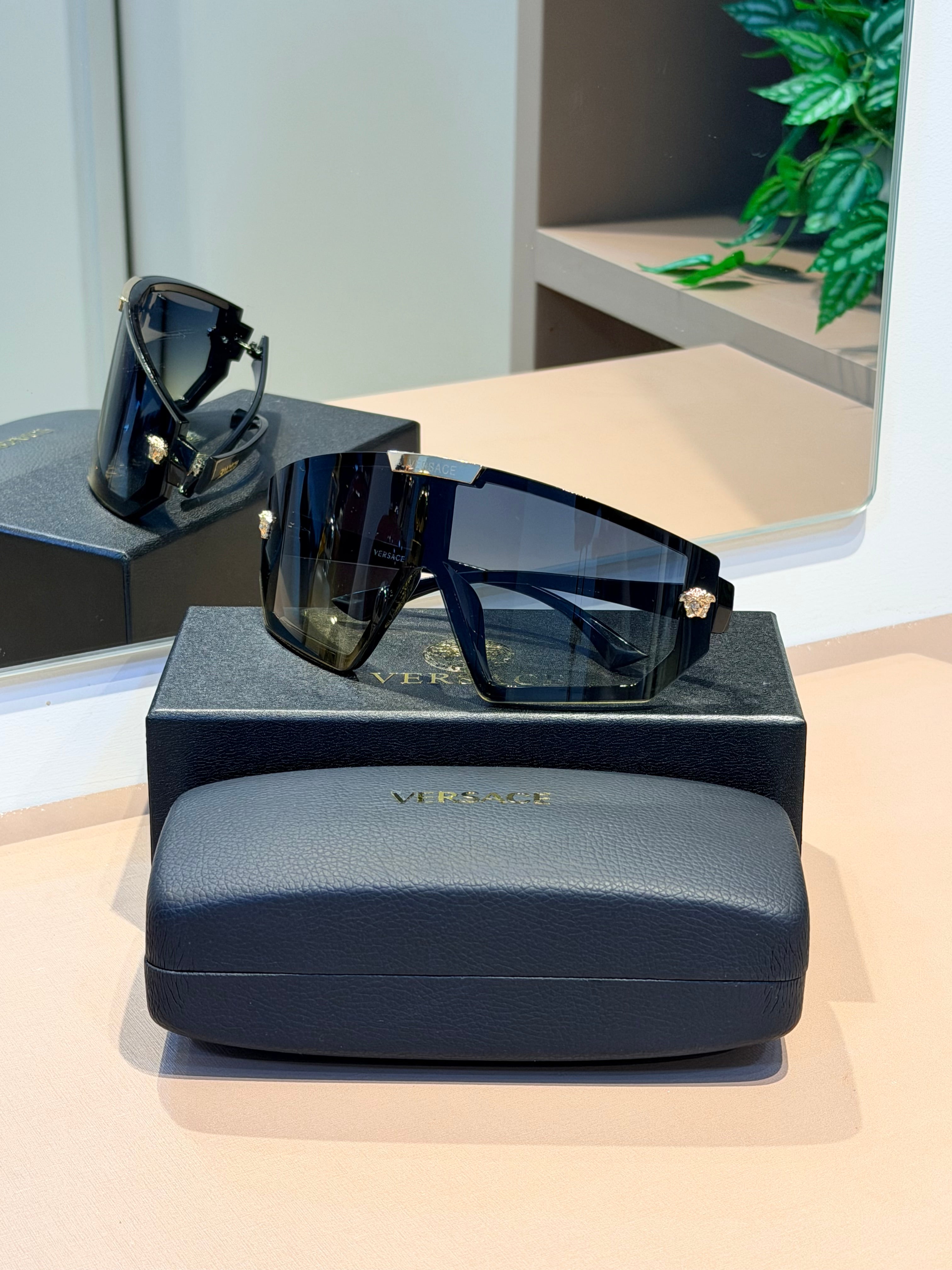 Óculos VE4461 Preto - VERSACE
