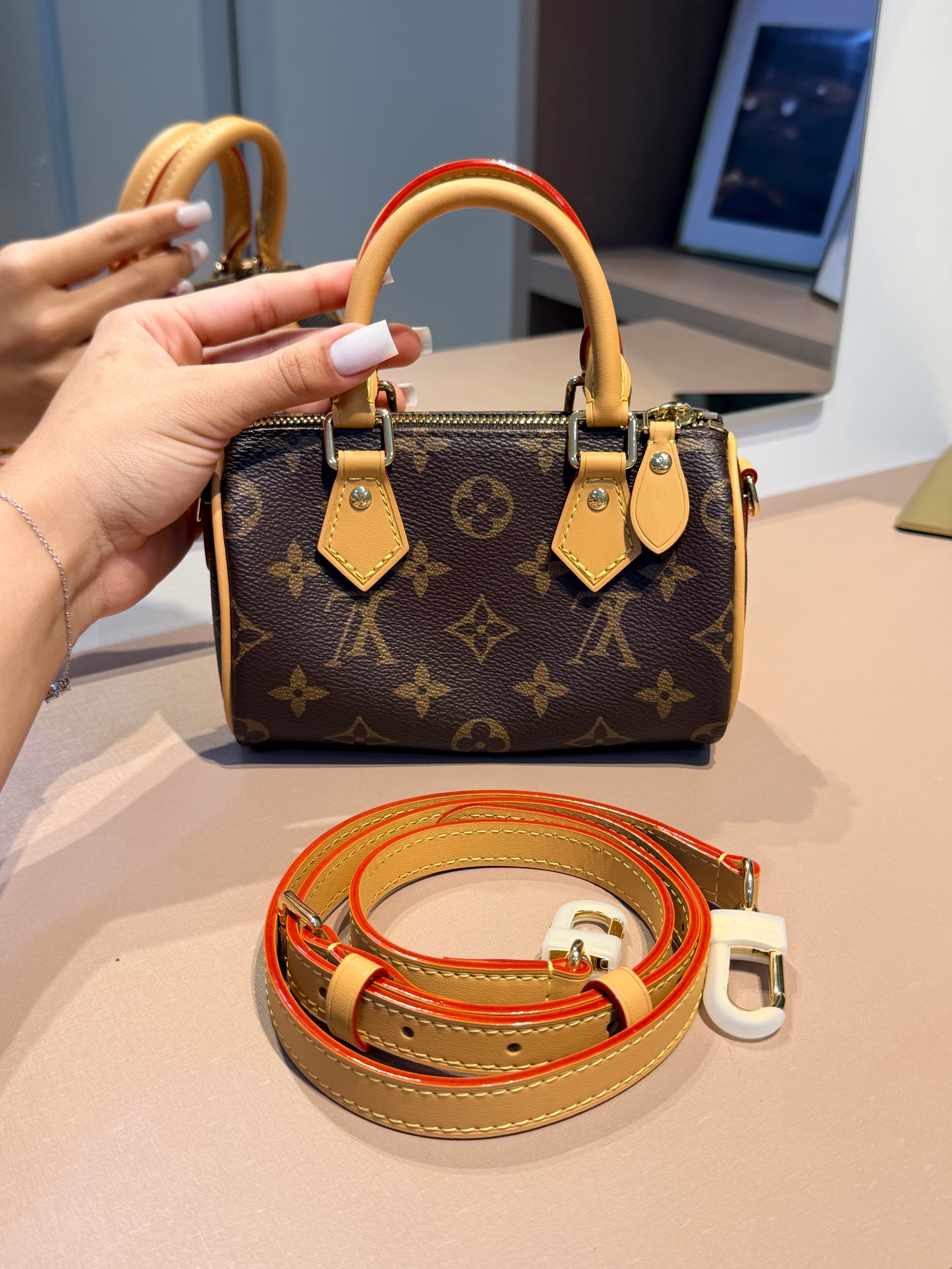 Bolsa de mão ou Transversal Speedy Nano - LOUIS VUITTON