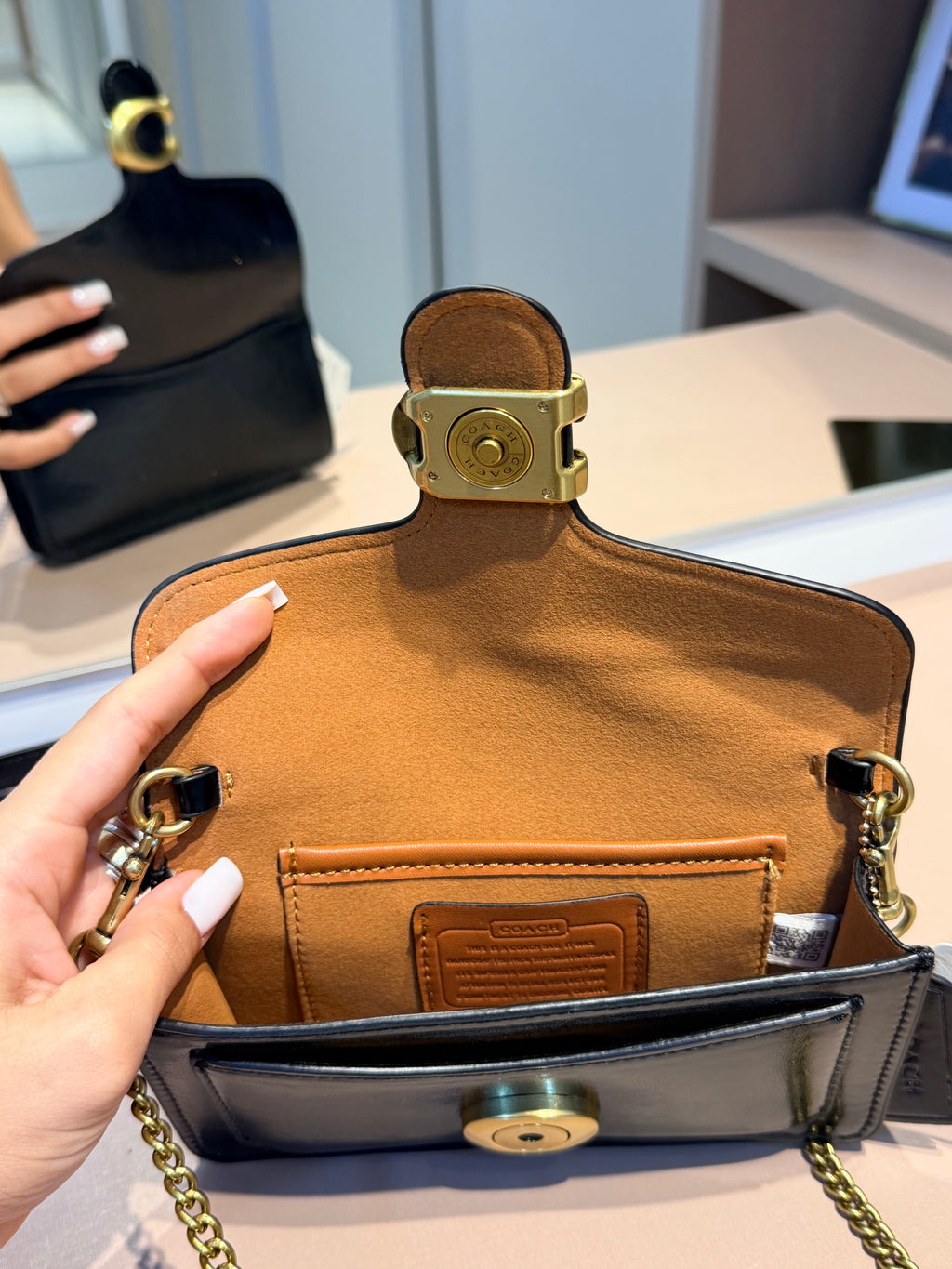 Bolsa de mão ou Transversal Tabby Chain Clutch - COACH