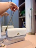 Bolsa de Ombro ou Transversal Brook Flap Chain - COACH