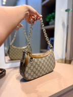 Bolsa de Ombro ou Transversal Emblem Small Shoulder - GUCCI