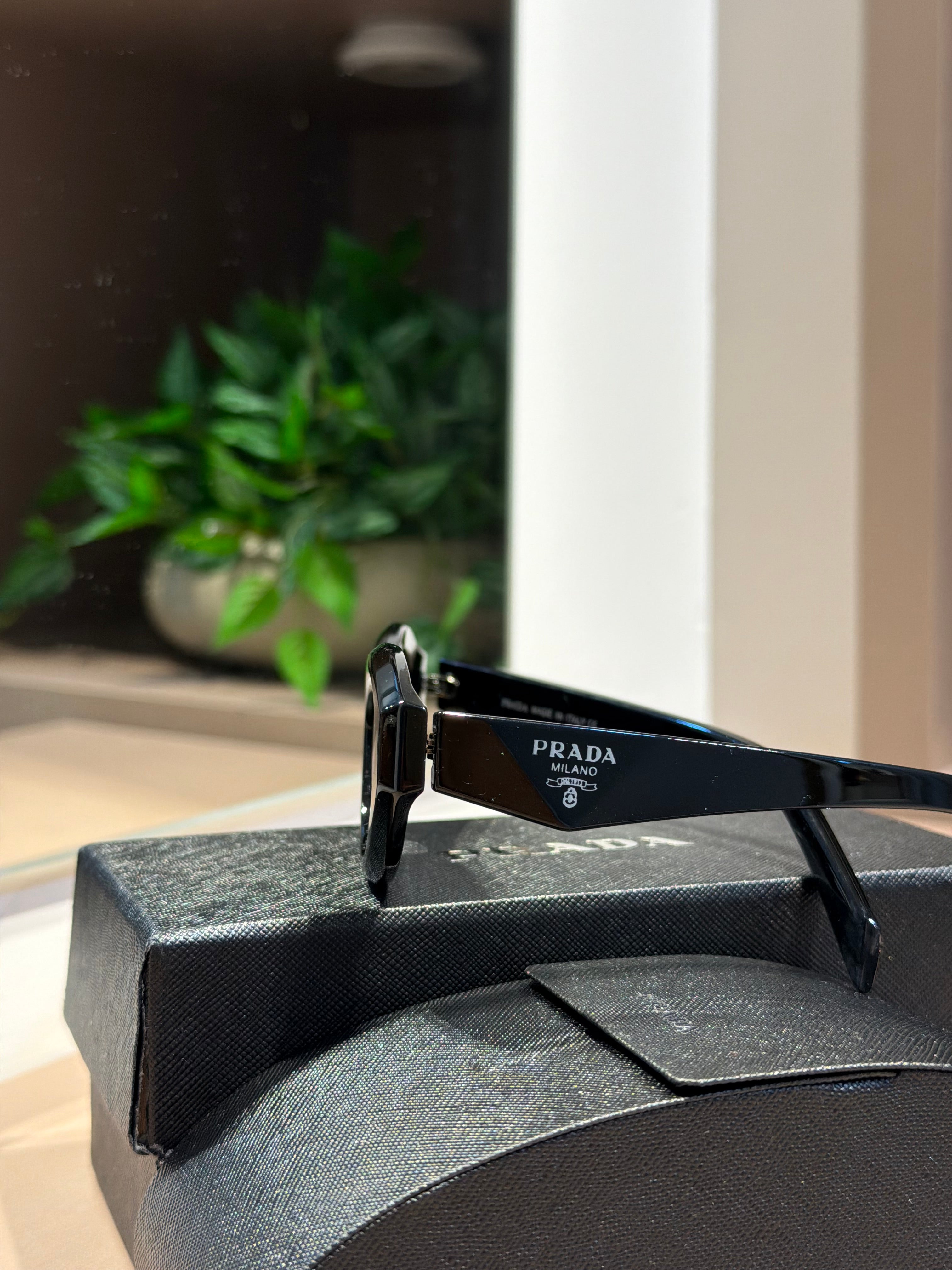Óculos Neo Preto - BALENCIAGA